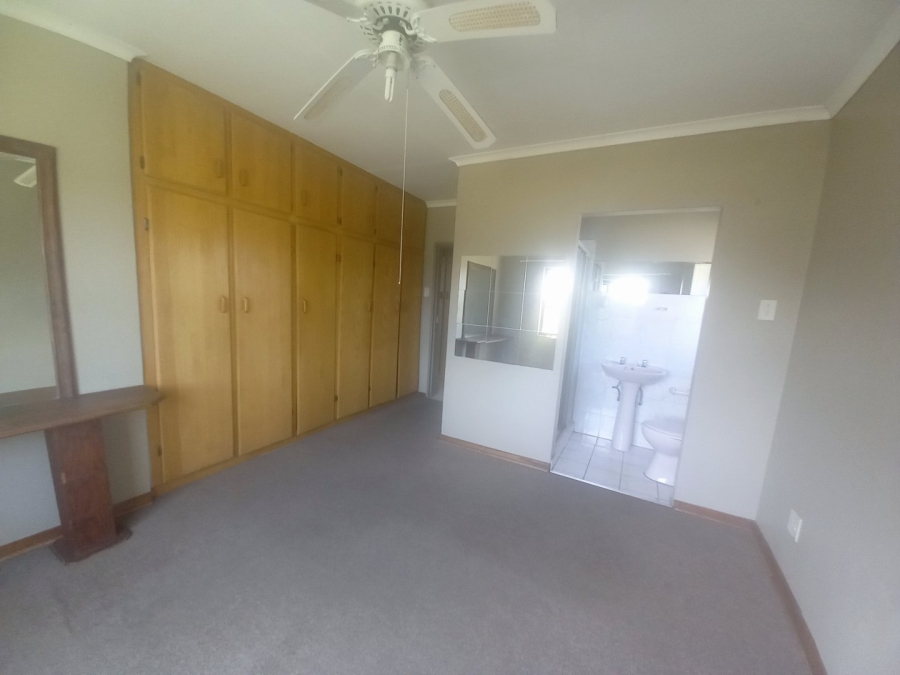 3 Bedroom Property for Sale in Miederpark North West